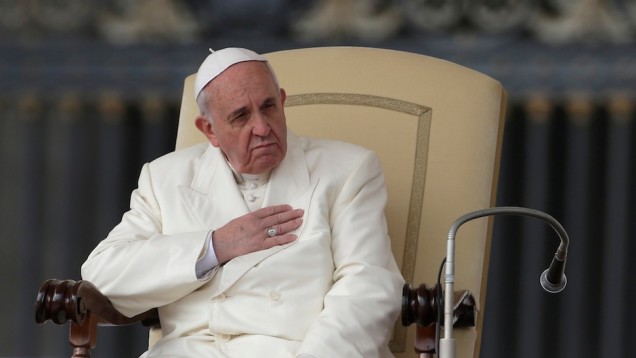 Vatican denies Italian report Pope Francis has brain tumor