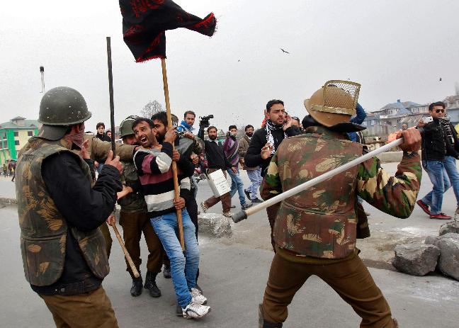 Kashmir Police: Won’t Allow 8th Muharram Procession