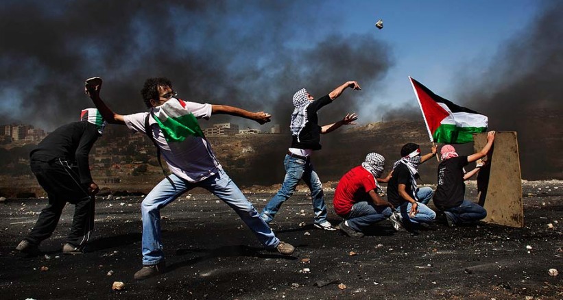 الفلسطينيون يتصدون لاعتداءات الاحتلال في "يوم غضب"