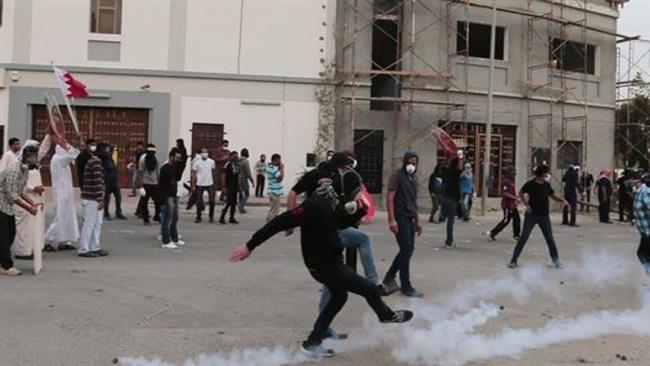 Bahrain al-Khalifa thugs attack Imam Hussain mourners in south of Manama