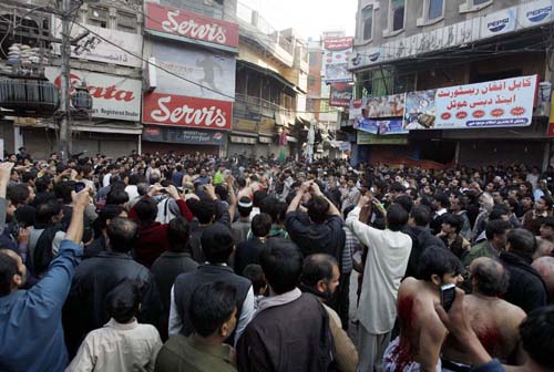 Procession of Ashura peacefully observed in Peshawar