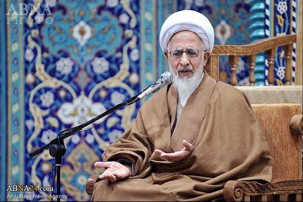 المرجع الديني جوادي آملي يصدر بيانا ويستنكر حكم الاعدام الصادر بحق الشيخ النمر