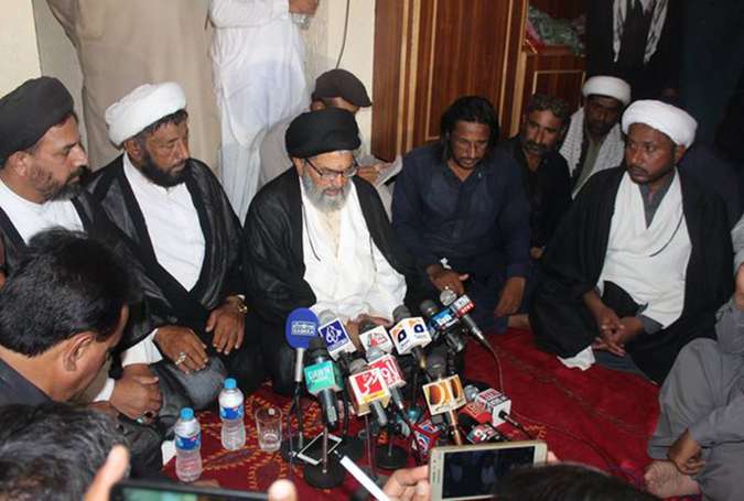ملک میں حکومت لانے کی صلاحیت رکھتے ہیں مگر میرے آگے رکاوٹیں کھڑی کرکے مجھے روکا جارہا ہے