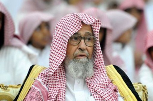لا تصلوا على آل محمد لأنها أصبحت شعار الشيعة!!
