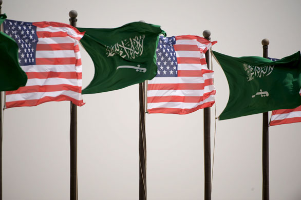 “Para Combatir a DAESH hay Primero que Romper con la Alianza EE.UU. - Arabia Saudí”