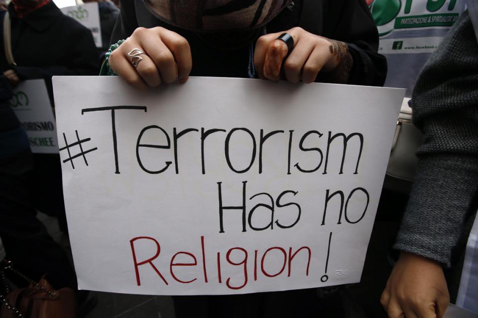 Italian Muslims protest against abuse of Islam