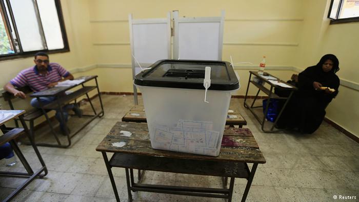 Jama'a sun kauracewa rumfunan zaben Masar