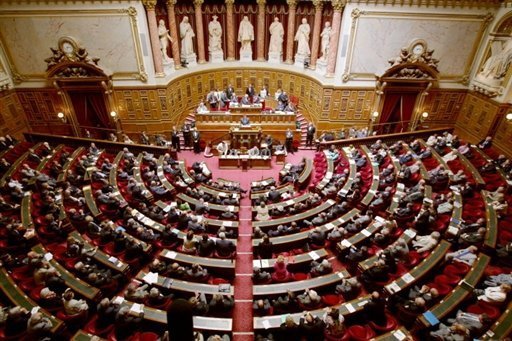 El Parlamento Francés Prolonga la Agresión Imperialista en Siria
