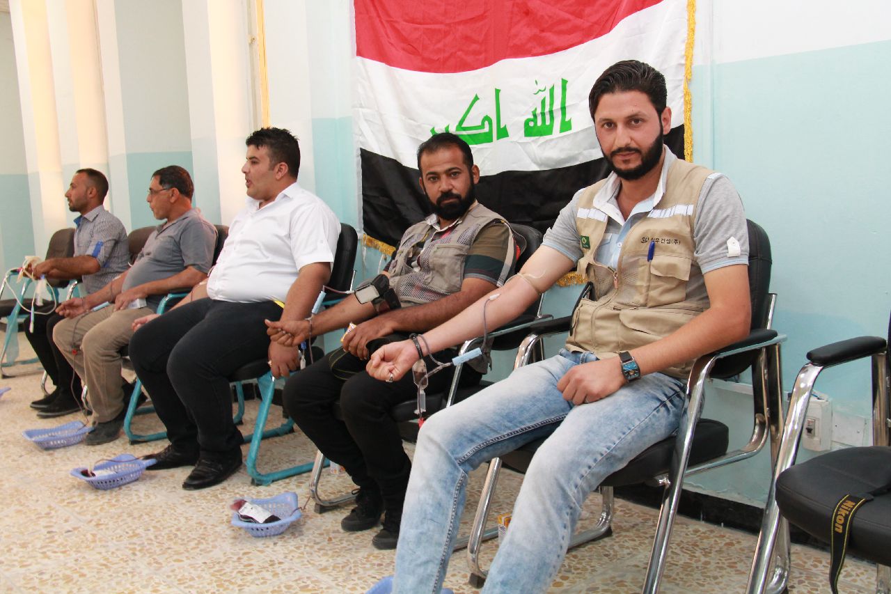 مسيحيون يتبرعون بالدم للقوات الأمنية والحشد الشعبي