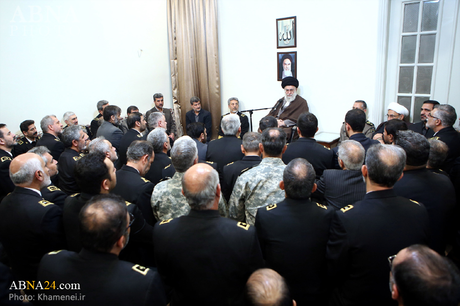Photos: Imam Khamenei receives Navy commanders, staff