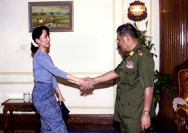 တိုင္းျပည္ဖြံ႕ၿဖိဳးေအာင္ အမွန္တကယ္ ေဆာင္ရြက္မည္ဆိုလွ်င္ ေဒၚေအာင္ဆန္းစုၾကည္ကို အစြမ္းကုန္ကူညီမည္ဟု ဗိုလ္ခ်ဳပ္မွဴးႀကီးသန္းေရႊ(ၿငိမ