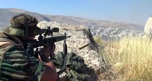 L’armée de l’air arabe syrienne détruit des QG