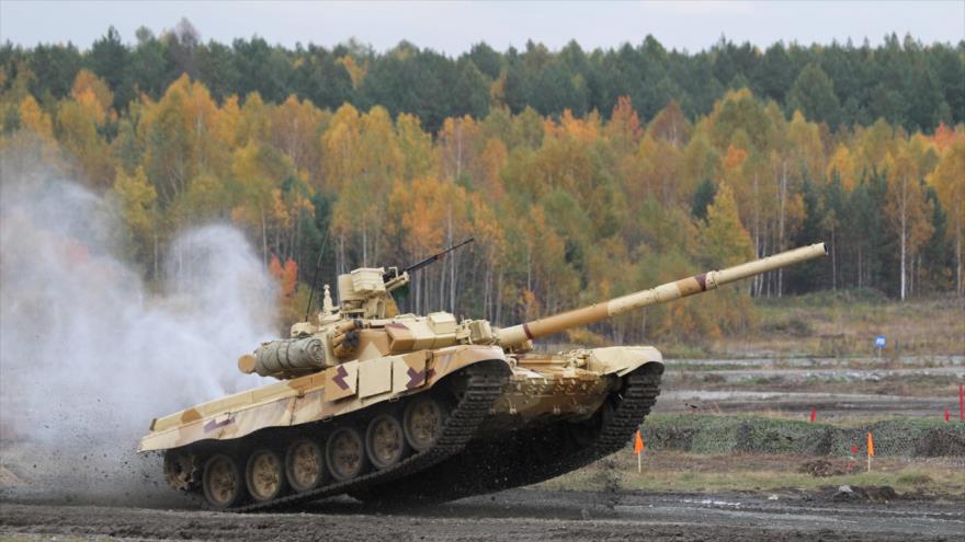 L'Iran envisage d'acheter des chars de combat russes T-90 