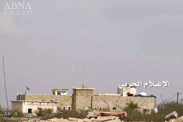یمنی رضاکاروں نے جیزان میں سعودی فوجی ٹھکانے کو تباہ کر دیا+تصاویر