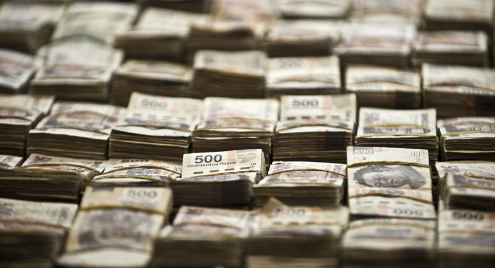 “Peso Mexicano Cierra Semana con Nuevo Mínimo Histórico y el Crudo en Picada”