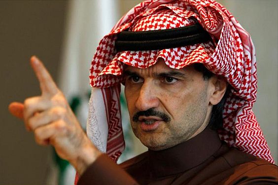 الوليد بن طلال لترامب: "أنت عار على أمريكا" والأخير يرد
