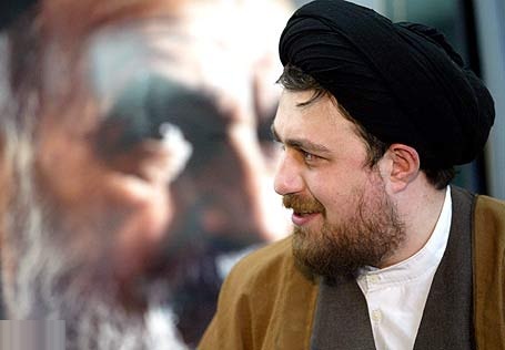 “El Nieto de Imam Jomeini (r.a.) Inscribió su Candidatura para las Próximas Elecciones de la Asamblea de Expertos de Irán” 