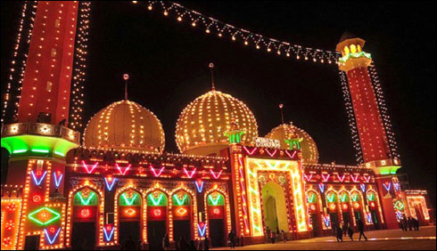 پاکستان میں جشن میلادالنبی (ص)عقیدت و احترام سے منایا جا رہا ہے