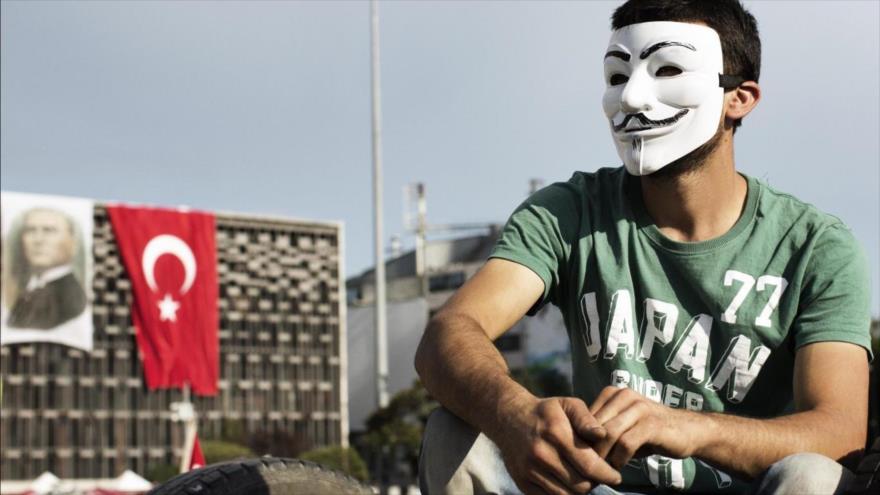 Anonymous déclare la guerre à la Turquie par « support » pour Daesh 