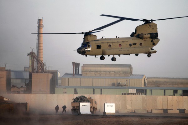 “EEUU Intenta Evacuar en Secreto a los Líderes del Daesh de Ramadi” 