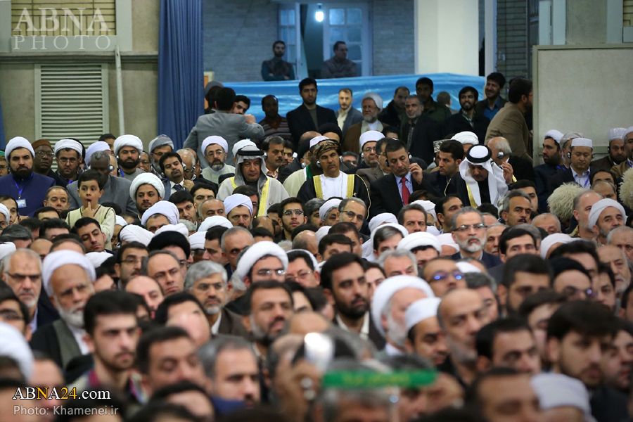 تقرير مصور/ قائد الثورة یستقبل مسؤولي الدولة وسفراء البلدان الاسلامیة