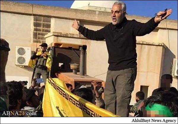 بالفيديو/ اللواء قاسم سليماني يزور المقاتلين في حلب ويحدثهم بالعربية