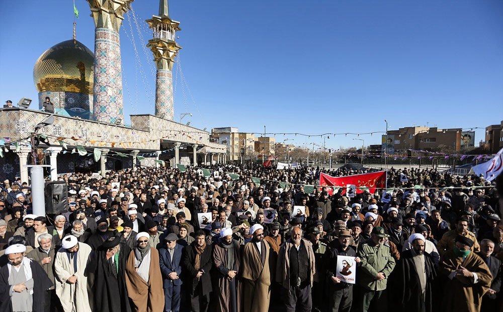 تقرير مصور/ تظاهرات احتجاجية على اعدام الشيخ النمر في همدان 