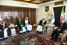 ولايتي: تلاحم الشعب اليمني في مواجهة الاعداء جدير بالاشادة