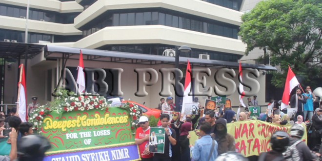 Kutuk Eksekusi Syeikh Nimr Kedubes Saudi Didemo Massa