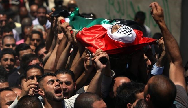استشهاد فلسطينيين اثناء مرورهما على حاجز بالضفة