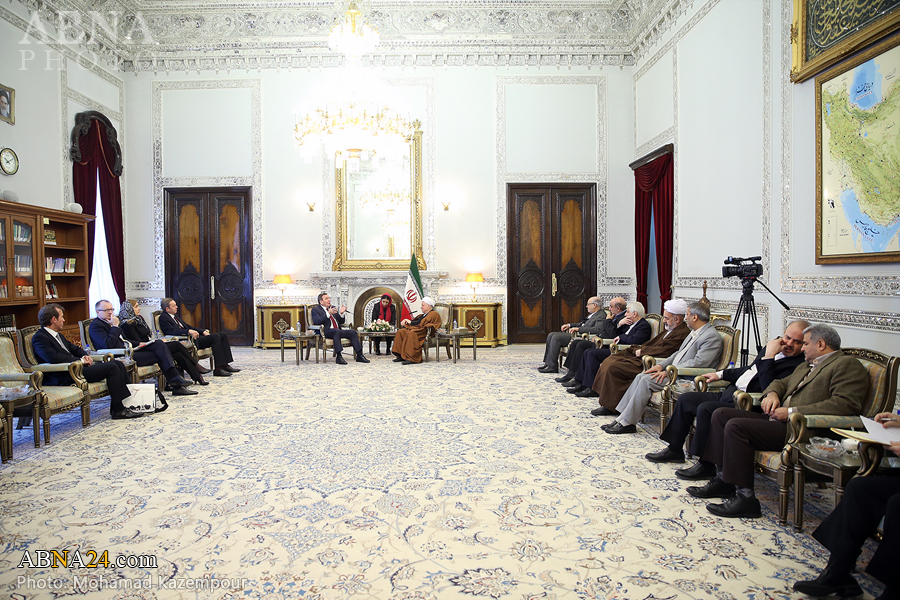 Photos: Former German Chancellor Meets with Iran's Rafsanjani