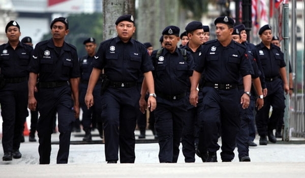 Malaysia Arrests Suspected ISIS Militant With Weapons In Kuala Lumpur
