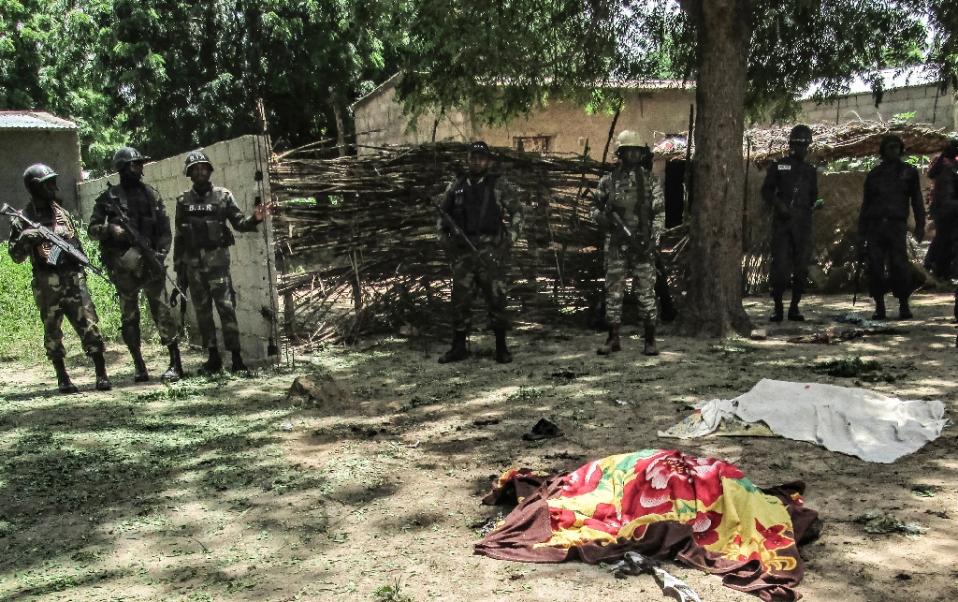 Four killed in suicide attack at Cameroon mosque 