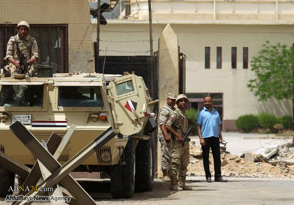 ارهابيون يقتلون 4 عناصر من الشرطة في هجوم مسلح وسط العريش
