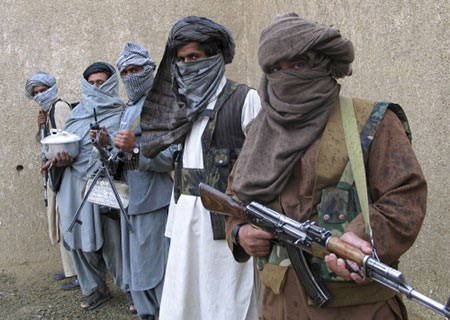  Pakistan: après l’attaque d’une université, des talibans menacent des écoles