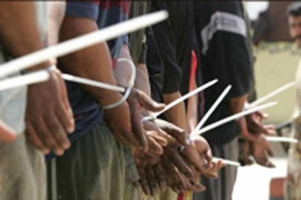 پاکستان؛ پشاور سے ستر مشتبہ افراد گرفتار