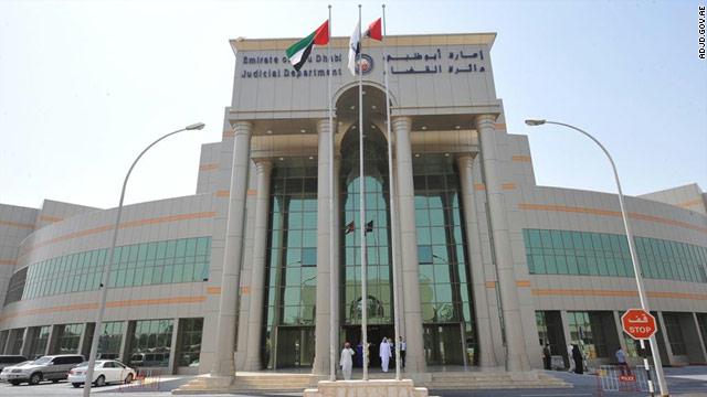 إماراتي معتقل بتهمة التخطيط لتفجيرات “إرهابية” نصّب نفسه “أميرا” لداعش