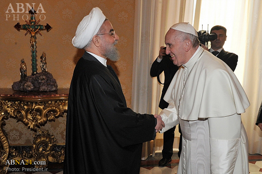 Photos: Iran's President meets Pope Francis in Vatican