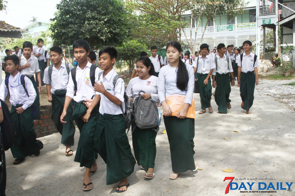 ကုစားမႈမရွိေတာ့သည့္ စတုတၳႏွင့္ အ႒မတန္း အတန္းတင္စာေမးပြဲ