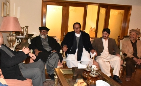 گللگت بلتستان اراکین اسمبلی کی علامہ راجہ ناصر کے ہمراہ چوہدری شجاعت سے ملاقات + تصاویر