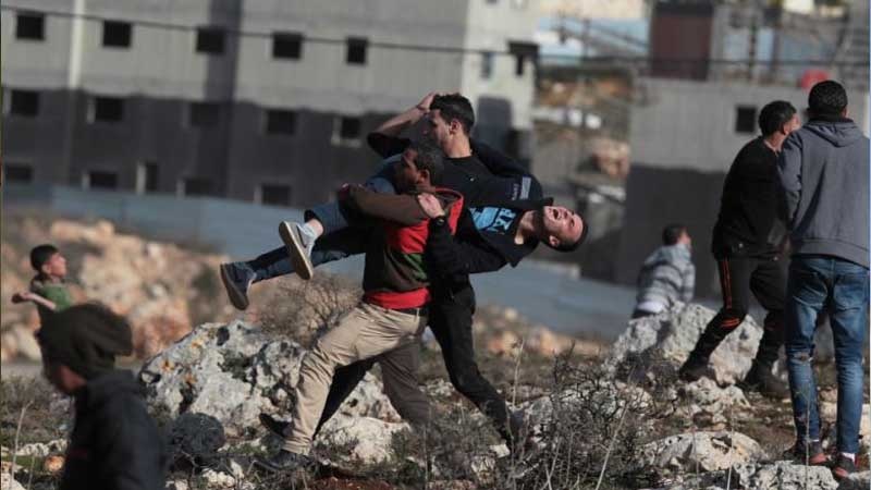 صہیونی فوجیوں کی جارحیت میں ۷۶ فلسطینی زخمی