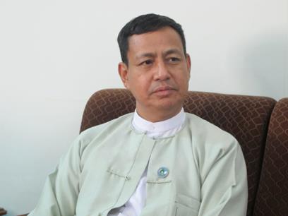 ေဒၚစု သမၼတျဖစ္ခြင့္ ပိတ္ပင္သည့္ဥပေဒ ဆုိင္းငံ့မႈ ဦးရဲထြဋ္ ကန္႔ကြက္
