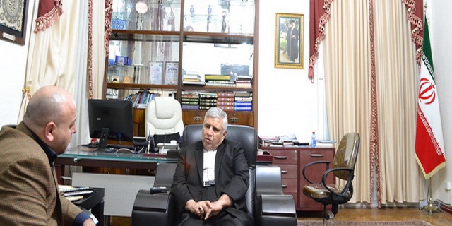 Vilayate-fəqih nəzəriyyəsi İslam təlimlərindən doğan bir nəzəriyyədir və İmam Xomeyni bu nəzəriyyəni diriltdi! 