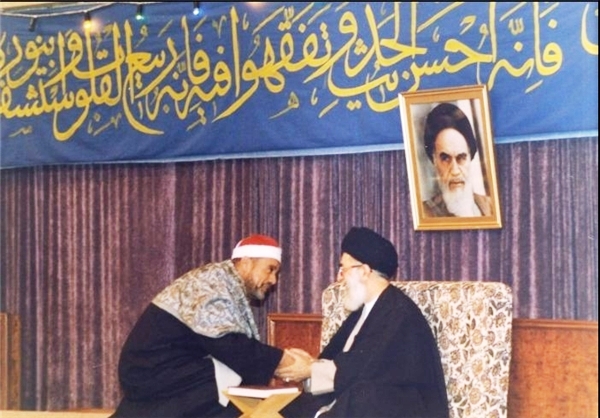 مصر کے نامور قاری قرآن راغب مصطفی غلوش انتقال کرگئے