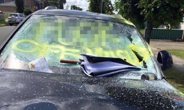 Australian man arrested over Islamophobic graffiti attack on car / Photos