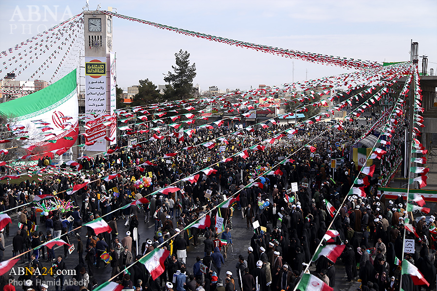 Aniversario del Triunfo de la Revolución Islámica en Irán Conmemorado en Qom