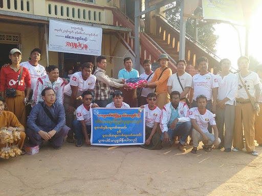  စစ္ေဘးေရွာင္မ်ားသို႔ မူဆယ္မွ ရွမ္းလူငယ္ႏွင့္ အစၥလာမ္လူငယ္အဖြဲ႔ ပူးေပါင္း၍ သိန္း ၁၂၀ ေက်ာ္ဖိုးလွဴဒါန္း