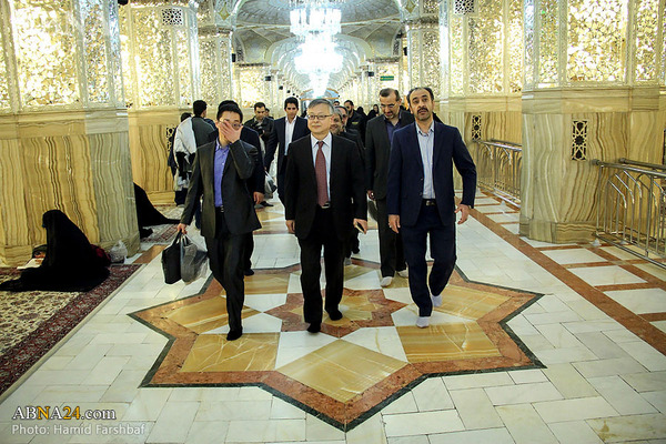 Fotostrecke: Der Botschafter der Volksrepublik China besuchte das Komplex des Schreins von „Imam Reza (A)“