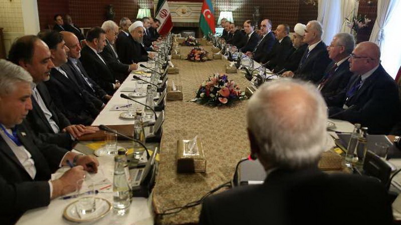 ایران اور آذربائیجان کے صدور کی مشترکہ نشست، دونوں ملکوں کے تعلقات دوستانہ ہیں