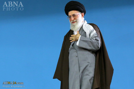 Imam Jamenei: «El Pueblo Quiere un Parlamento que Respete la Independencia de Irán» 